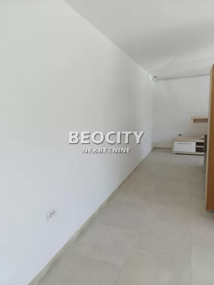 Batajnica | 4zida.rs