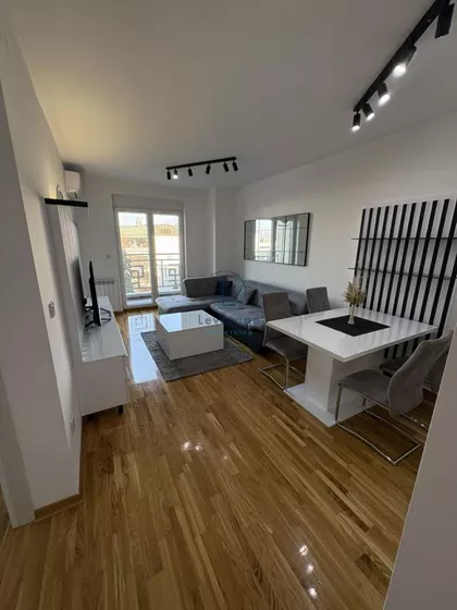 Dragoslava Srejovića | 4zida.rs