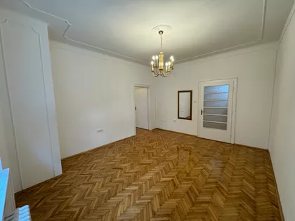 Železnička 34 | 4zida.rs