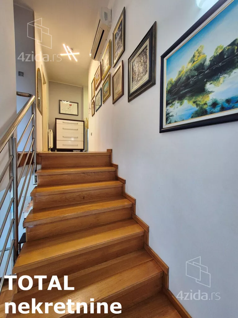 Šestosoban stan | 4zida