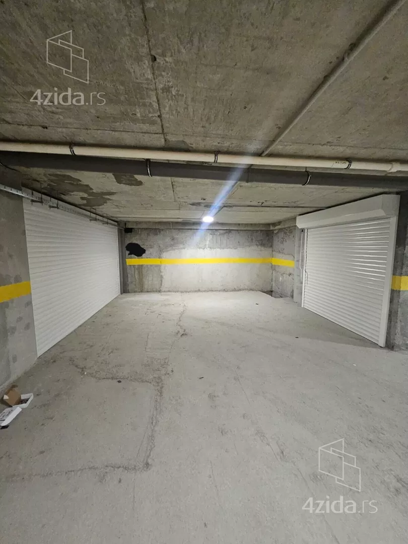 Garaža | 4zida
