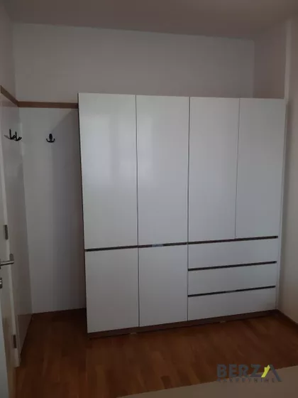 Šonsi | 4zida.rs
