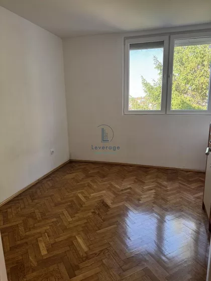 Sestara Bukumirović | 4zida.rs