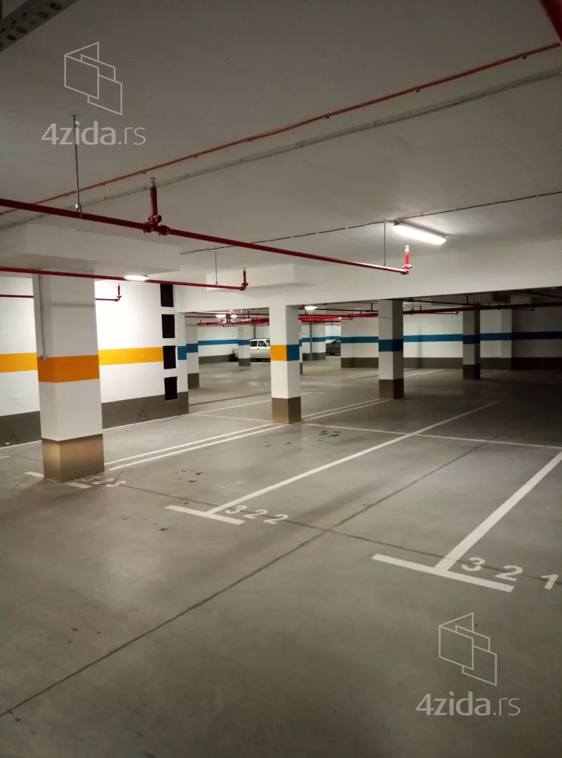 Garaža | 4zida