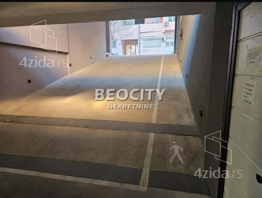 Garaža/Parking | 4zida