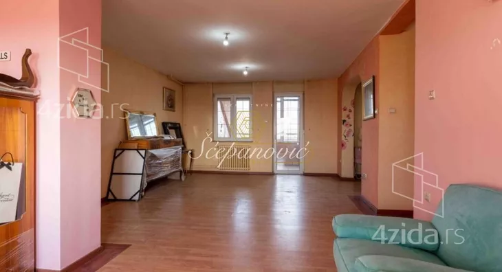 Petosoban stan | 4zida