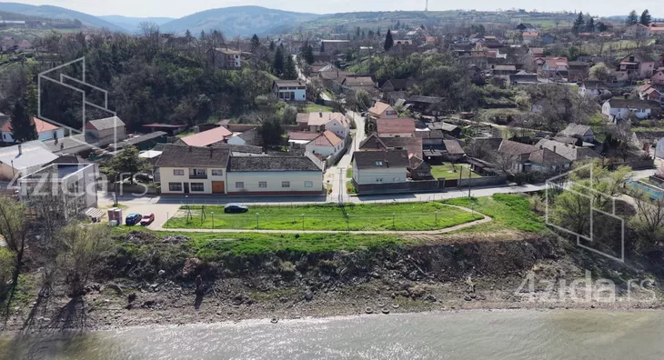 Građevinsko zemljište | 4zida