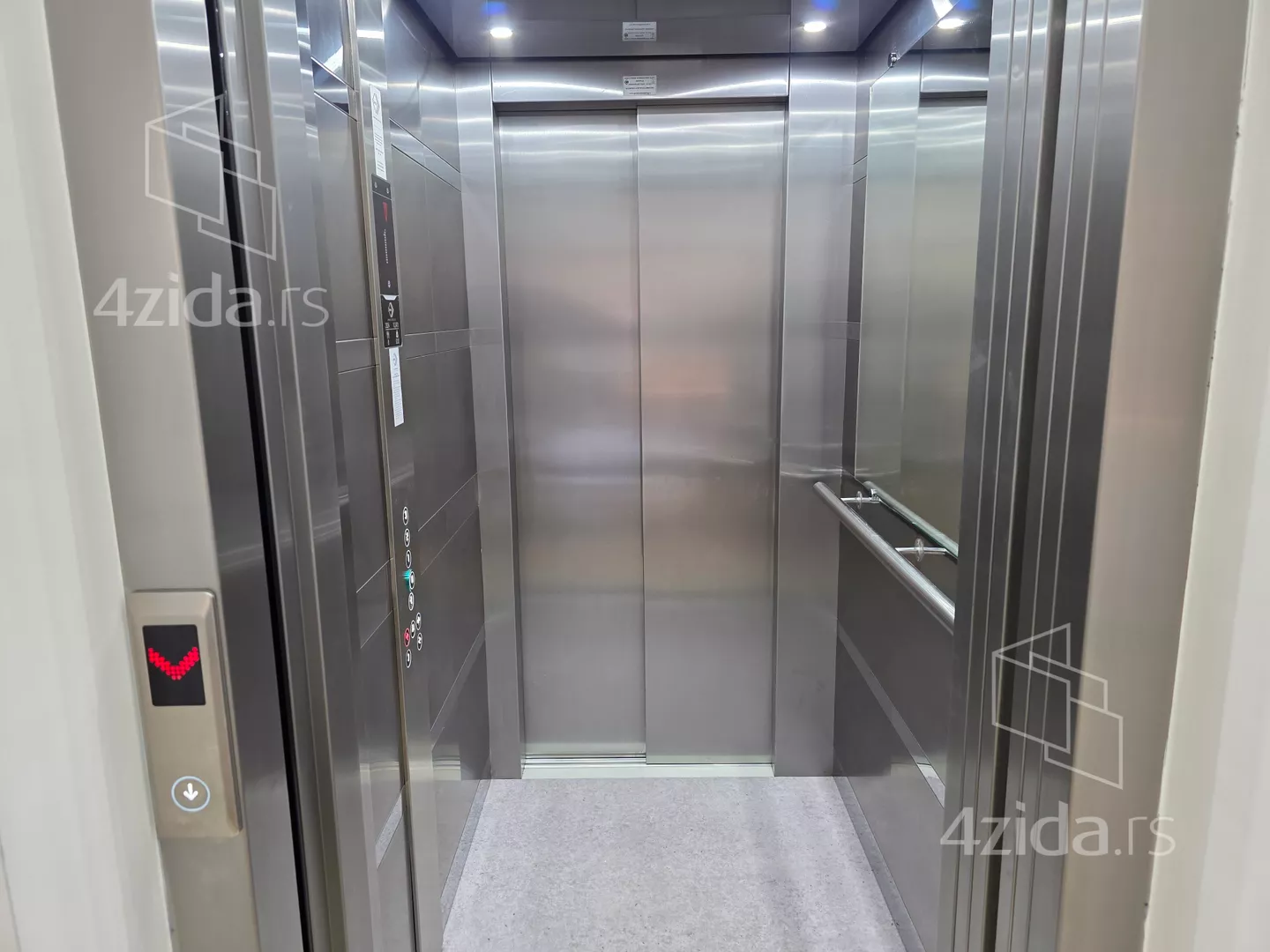 Jednoiposoban stan | 4zida