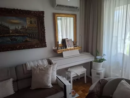 Dušana Vukasovića | 4zida.rs