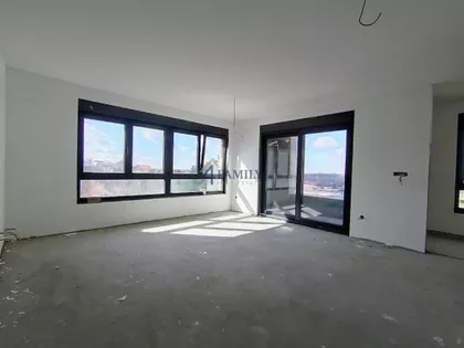 Karpoševa | 4zida.rs