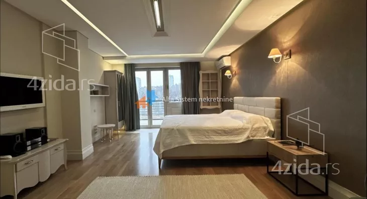 Četvoroiposoban stan | 4zida