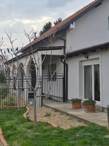 Dobanovci | 4zida.rs