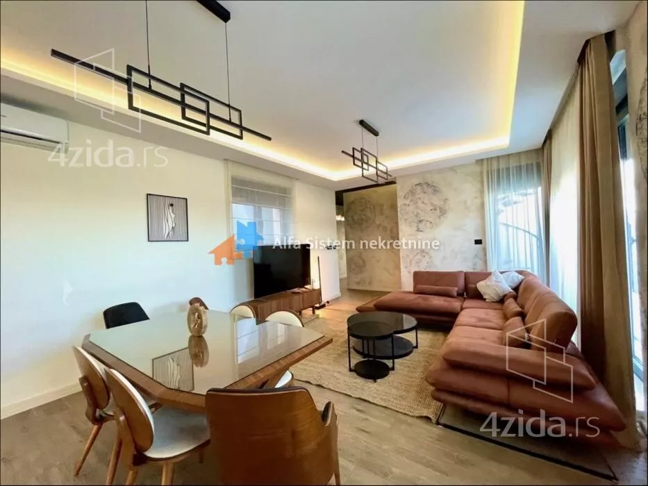 Petosoban stan | 4zida