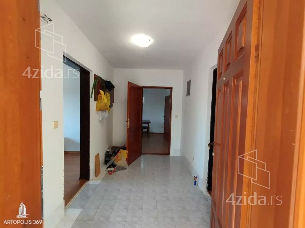 3-etažna kuća | 4zida