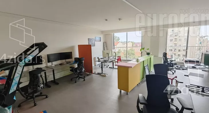 Poslovni prostor | 4zida