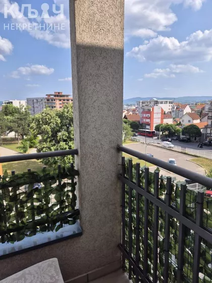 Vašarište | 4zida.rs