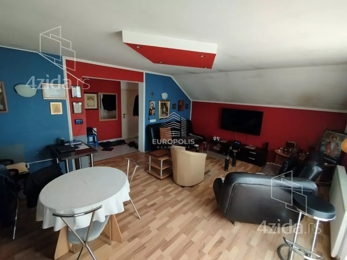 Kuća | 4zida