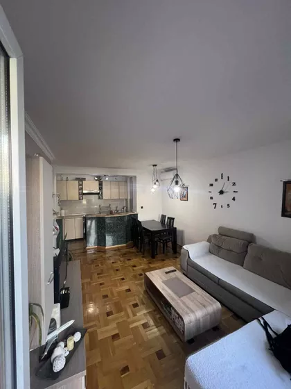 Janka Čmelika | 4zida.rs