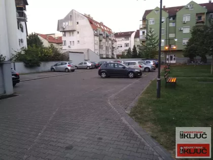 Grbavica | 4zida.rs