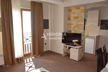 Pavla Vuisića | 4zida.rs