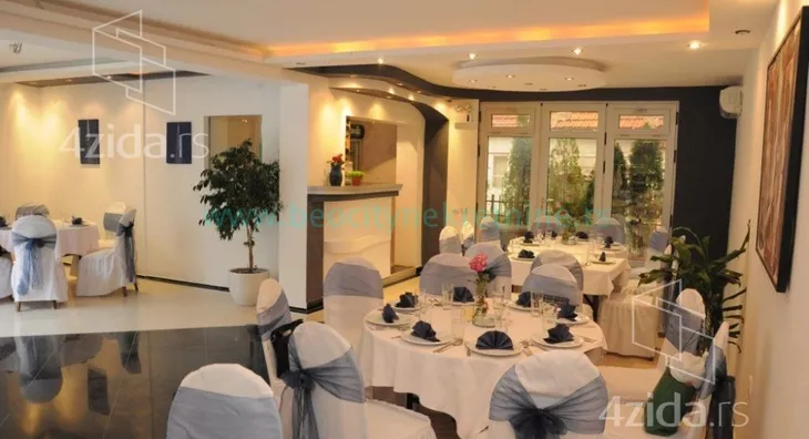 Poslovni prostor | 4zida