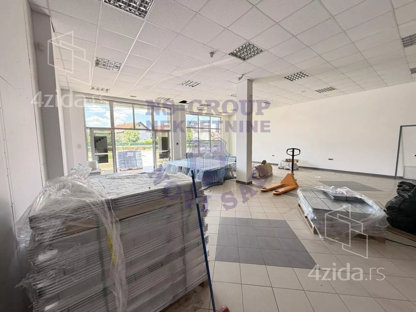 Poslovni prostor | 4zida