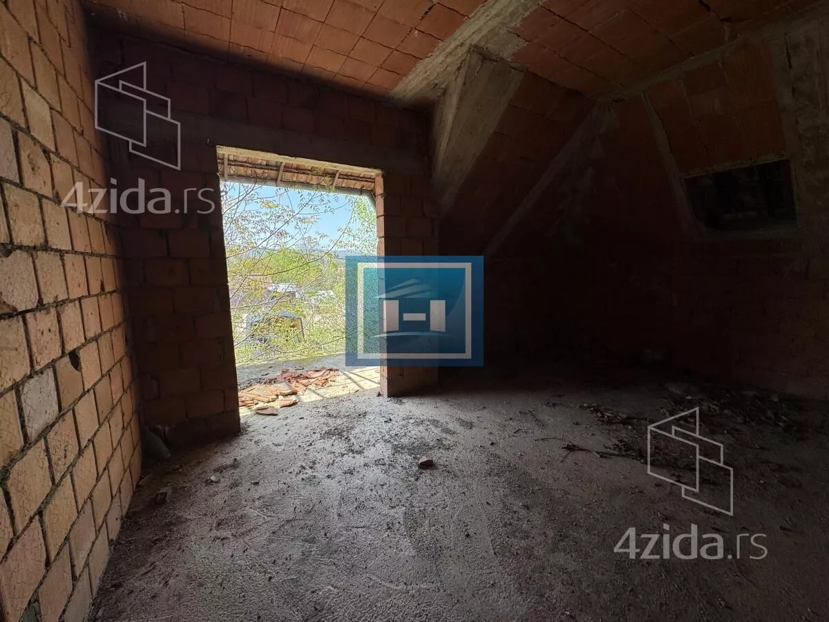 Kuća | 4zida
