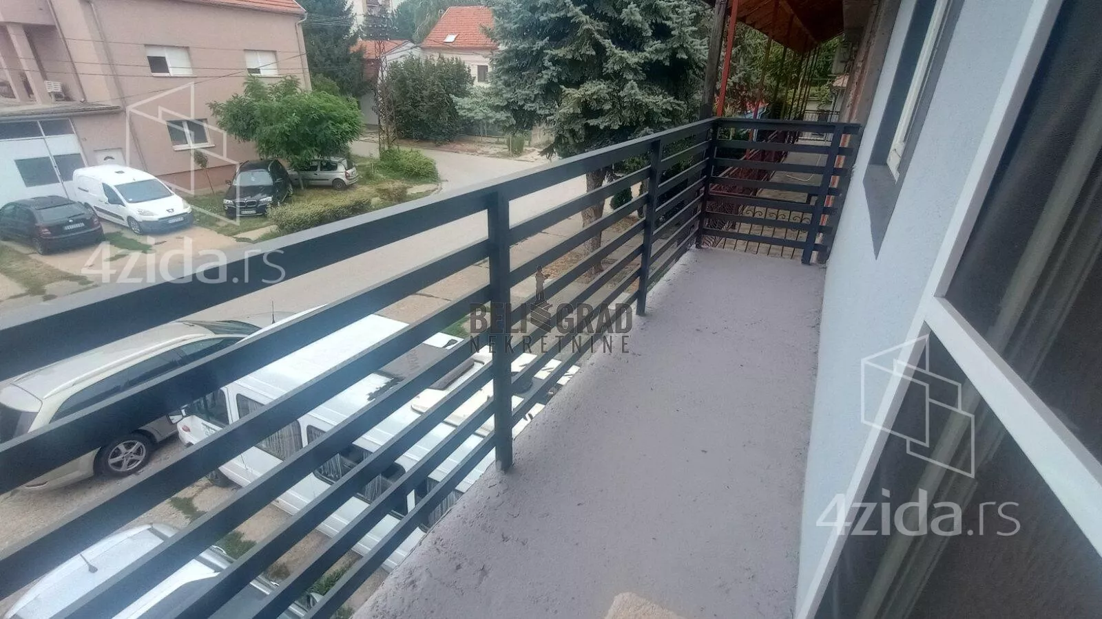 Šestosoban stan | 4zida