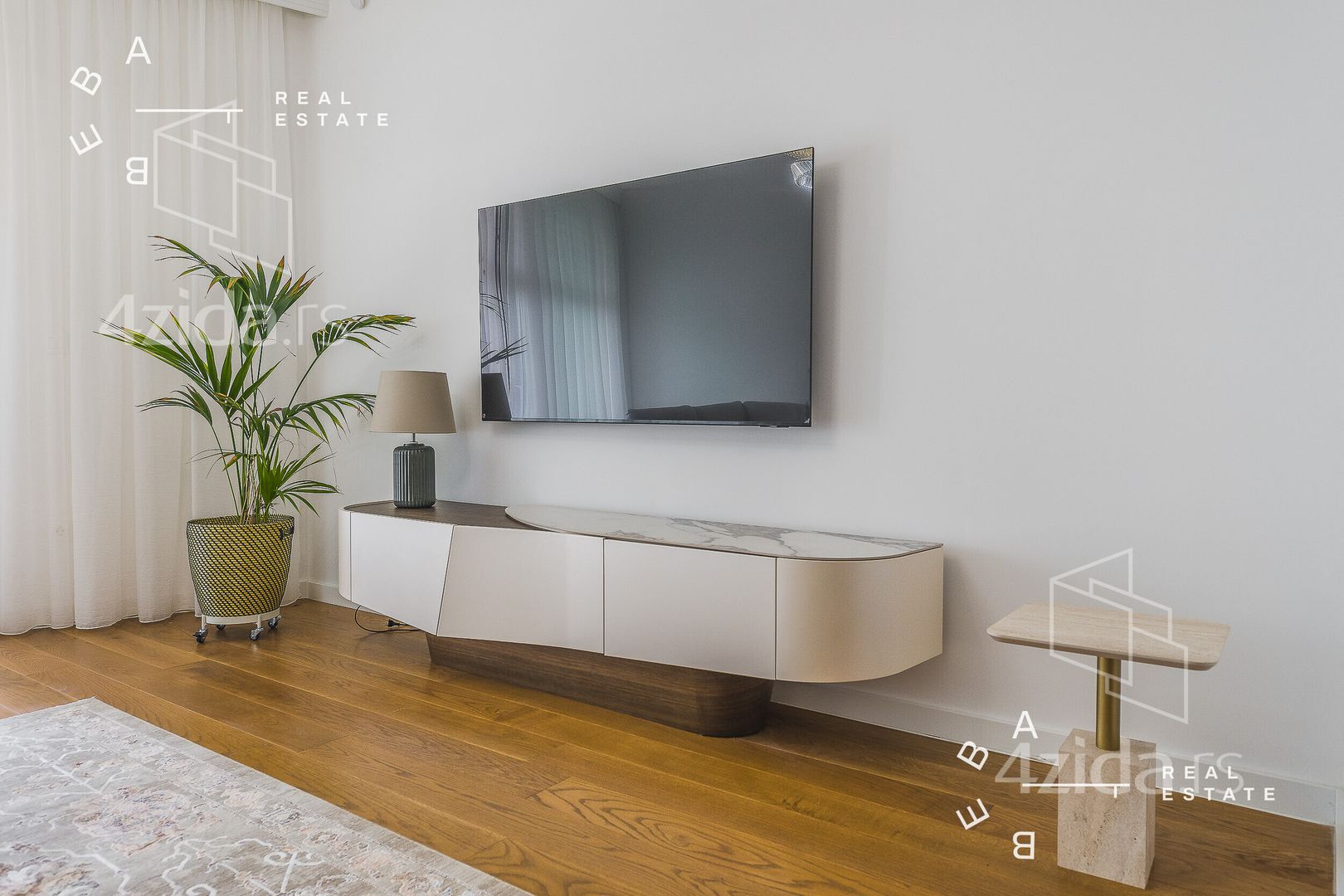 Apartment in Beograd, Dedinje, Savski venac - More