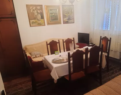 Tuzlanska | 4zida.rs