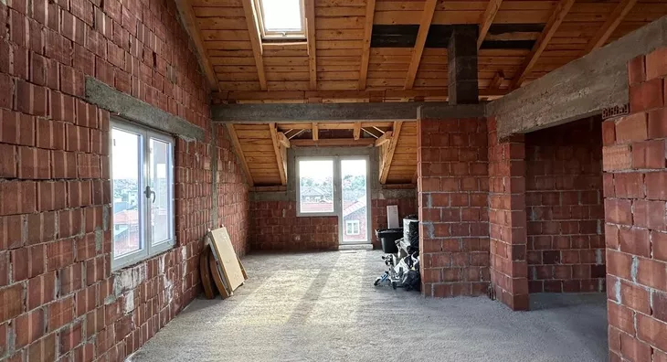 Četvoroiposoban stan | 4zida