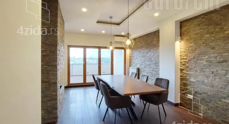 Šestosoban stan | 4zida