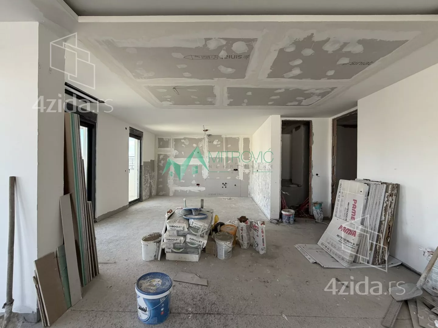 Petosoban stan | 4zida