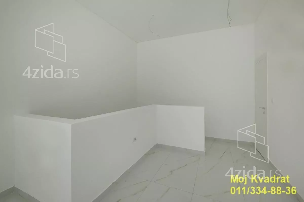 Lokal | 4zida