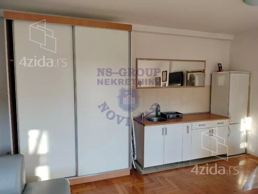 Garsonjera | 4zida