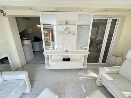 Južni Bulevar | 4zida.rs