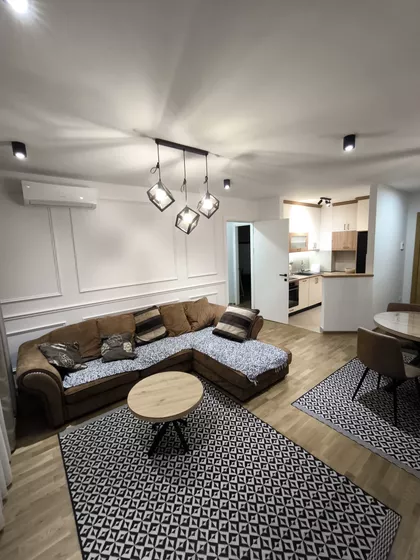 Južni Bulevar | 4zida.rs