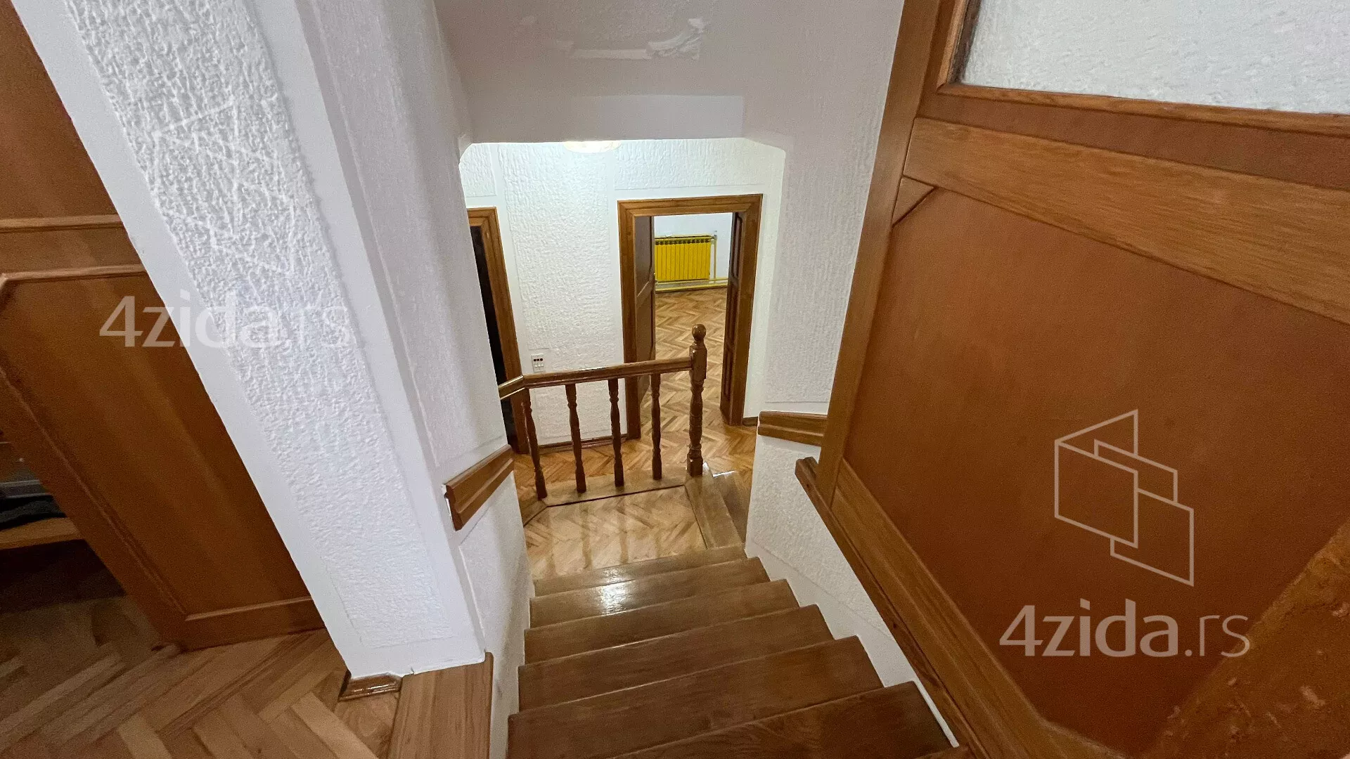 4-etažna kuća | 4zida