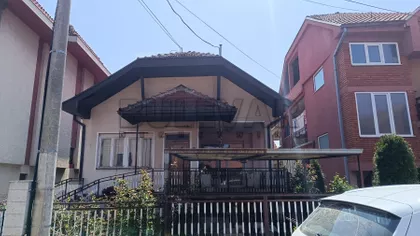 Dositelja Obradovića | 4zida.rs