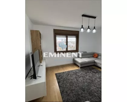 Ustanička | 4zida.rs