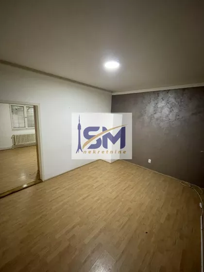 Prvomajska | 4zida.rs