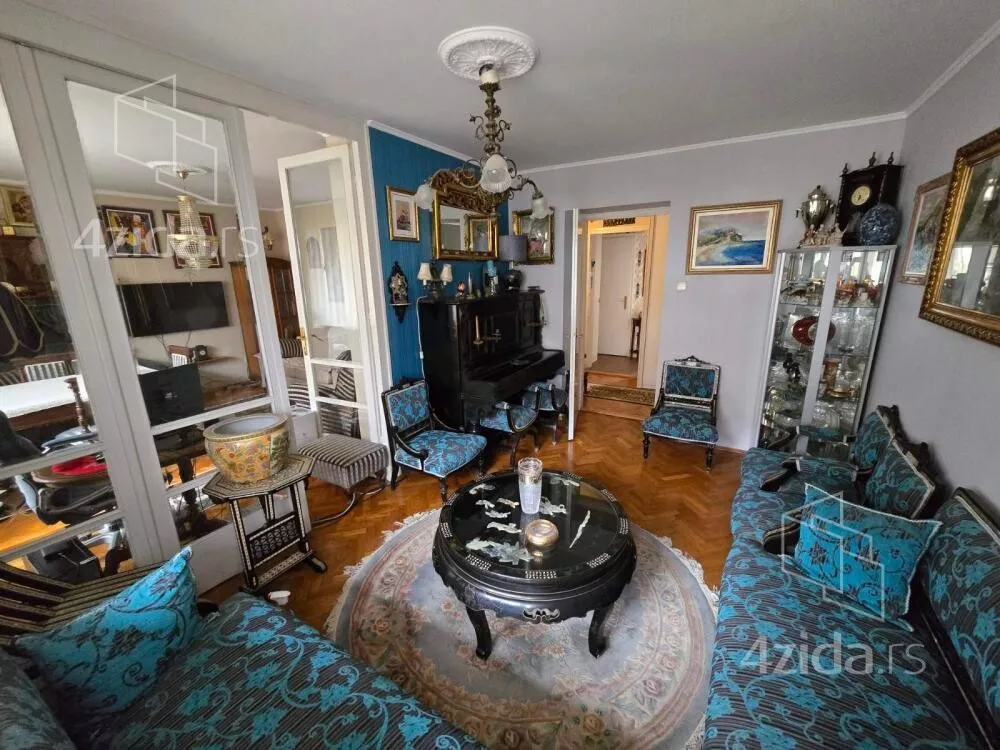 Troiposoban stan | 4zida