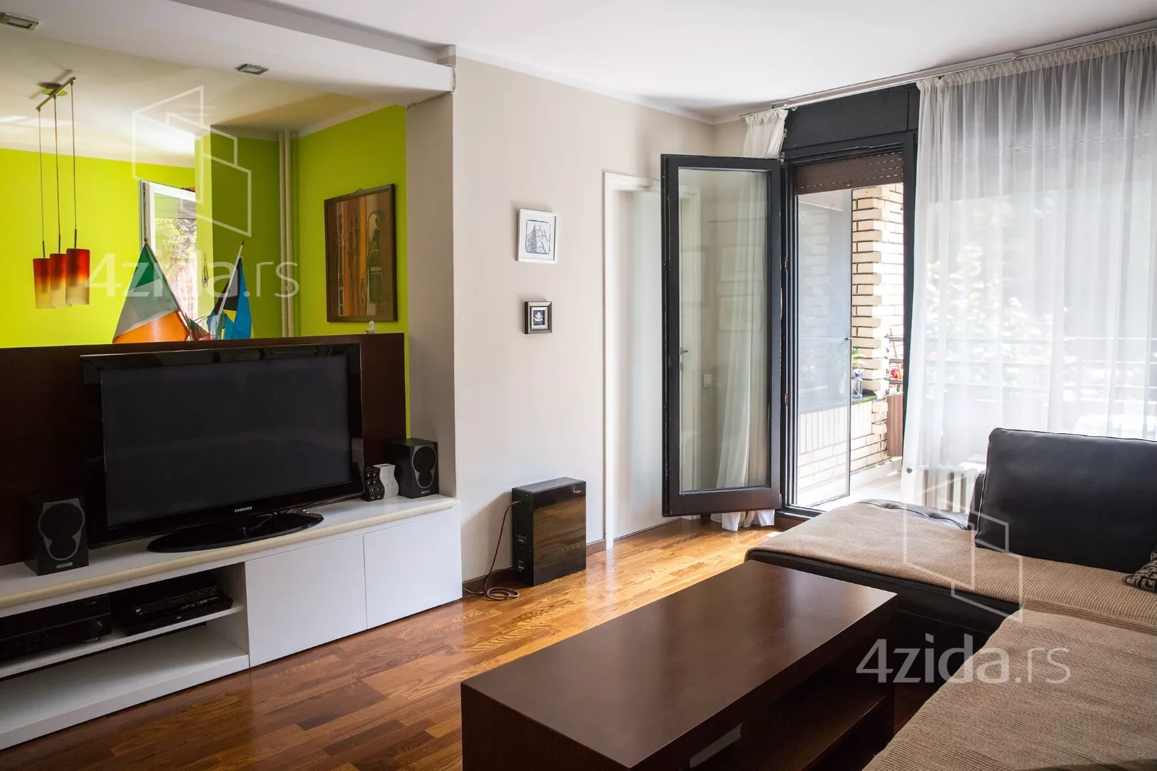 Dvoiposoban stan | 4zida