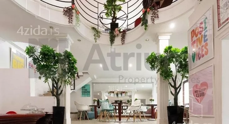 Poslovna zgrada | 4zida