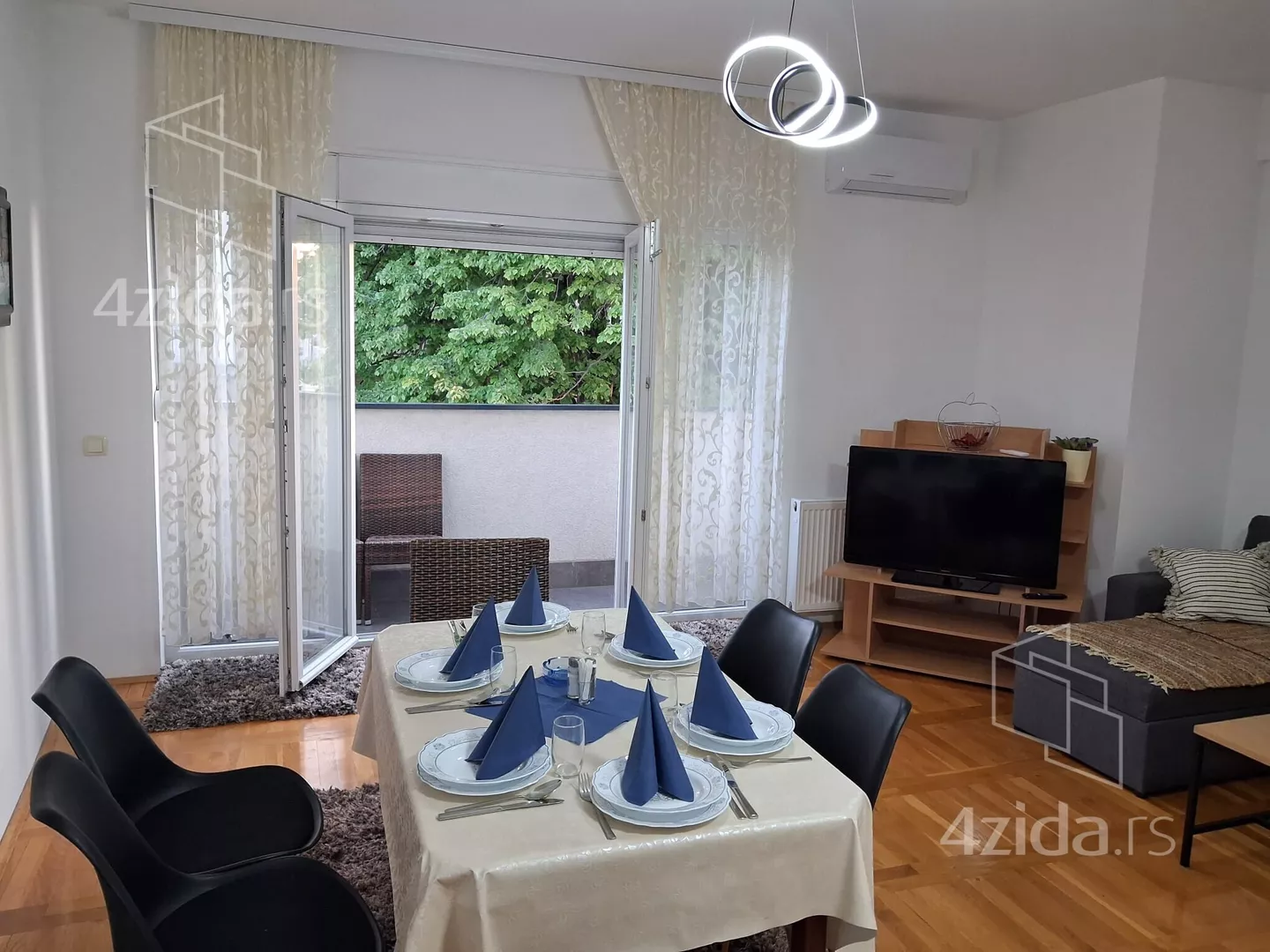 Dvoiposoban stan | 4zida
