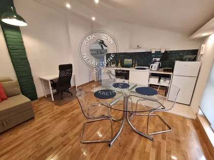 Botanička Bašta | 4zida.rs