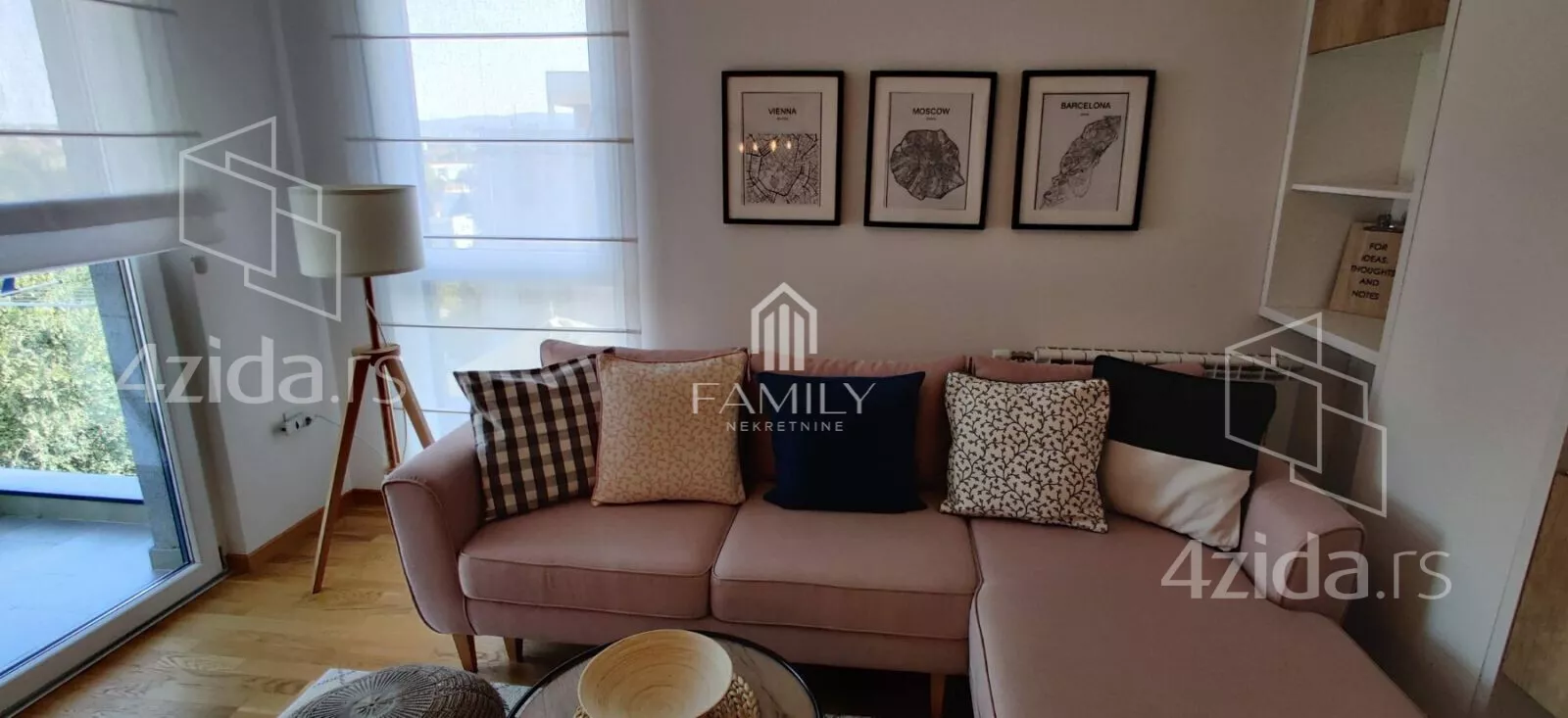 Jednoiposoban stan | 4zida