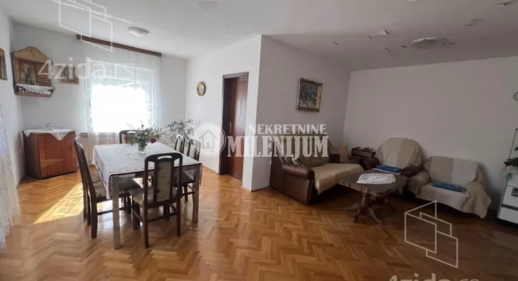 3-etažna kuća | 4zida