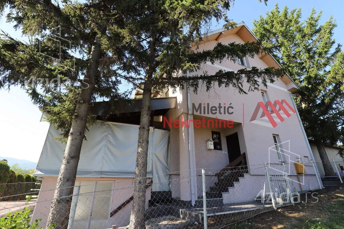 3-etažna kuća | 4zida