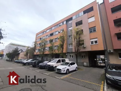 Socijalno | 4zida.rs